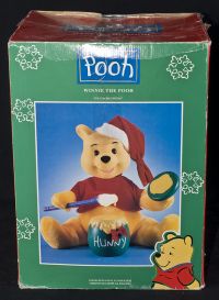 Telco Disney Winnie the Pooh Honey Pot Christmas Motionette Display - Vinta
